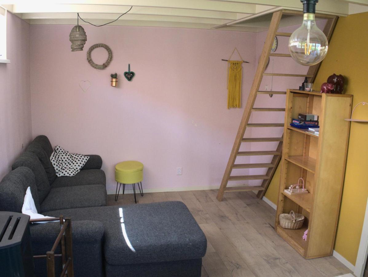 Small, Cute And Cozy Little Holiday Home Hippolytushoef Eksteriør bilde